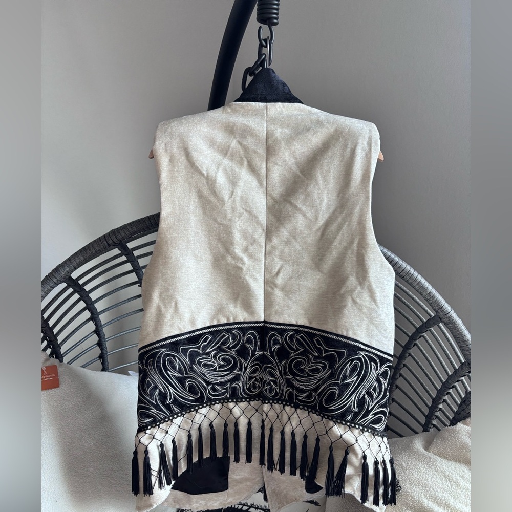 DYLAN LEX VEST WITH EMBROIDERY NEW NWT NIB DYLANLEX M - Picture 6 of 9